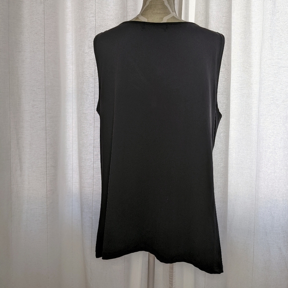 Michel Antoni | Plus size twist front tank - Picture 2 of 3